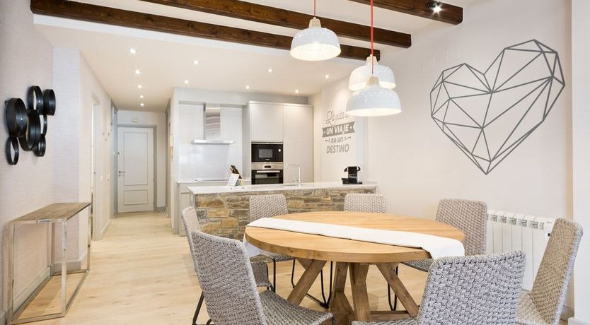 Photo of Heart & Ski