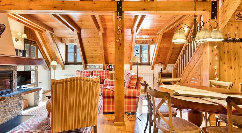 Photo of Pyrenean Lily