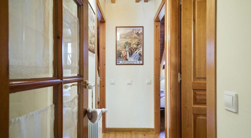 Photo of Pyrenean Lily