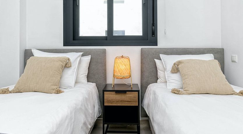 Photo of Simply White