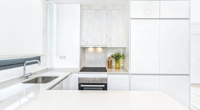 Photo of Simply White