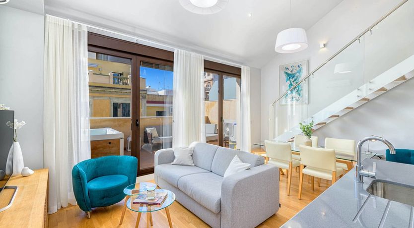 Photo of Art & Glass