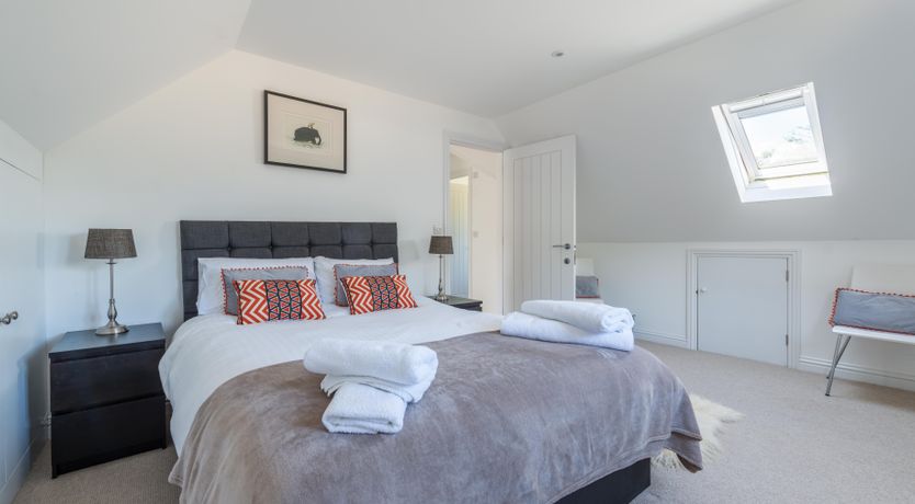 Photo of Red Hart Lodge