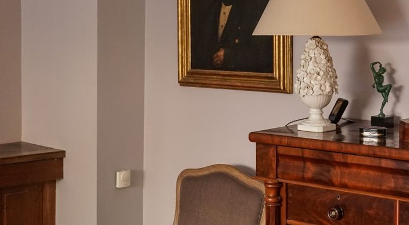 Photo of The Seamstress' Daydream