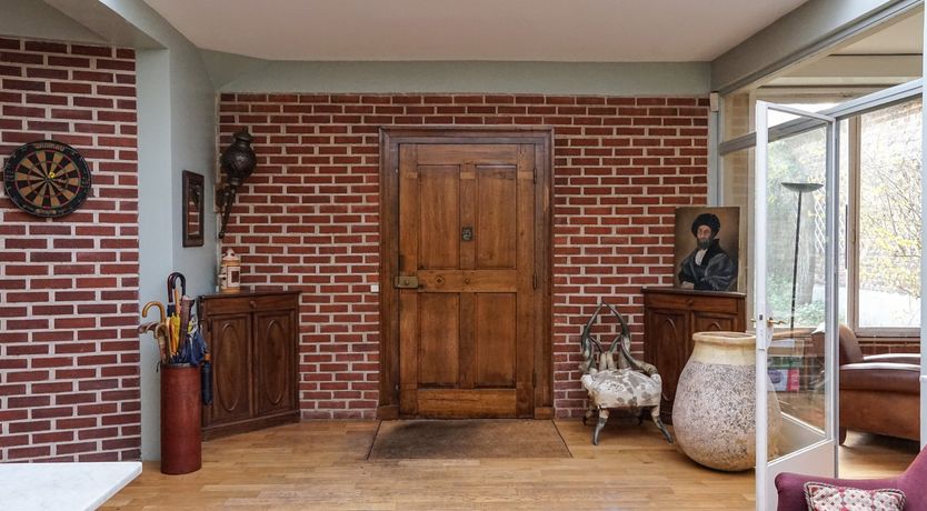 Photo of The Seamstress' Daydream