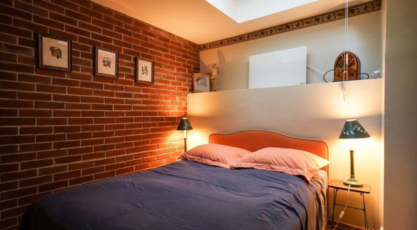 Photo of The Seamstress' Daydream