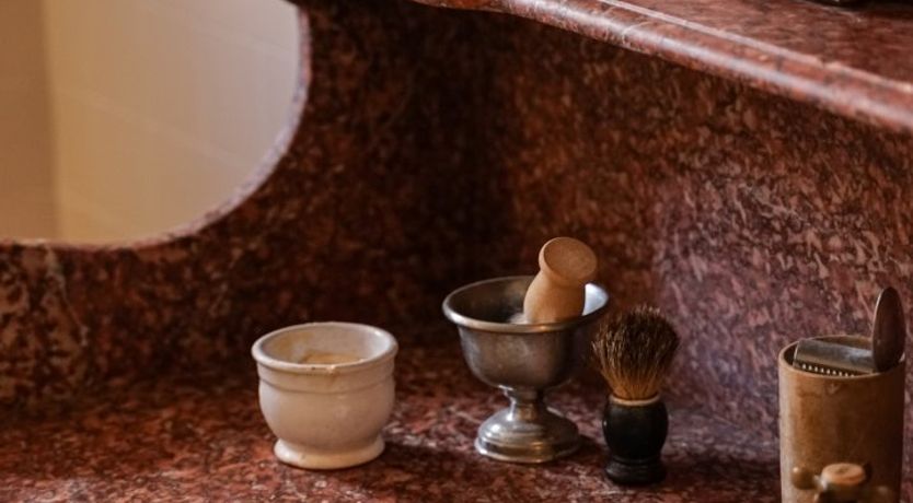 Photo of The Seamstress' Daydream