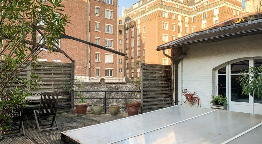 Photo of The Seamstress' Daydream