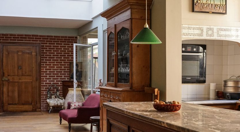 Photo of The Seamstress' Daydream