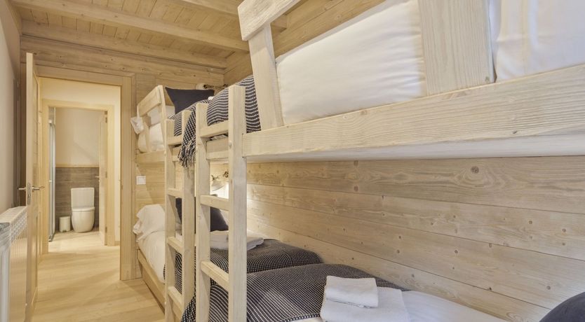 Photo of Polar Bear Prints