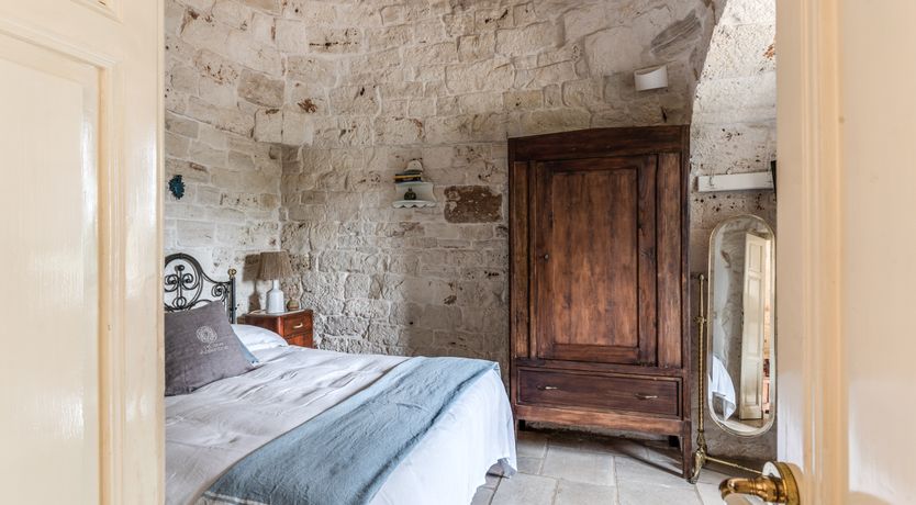 Photo of White Crocuses