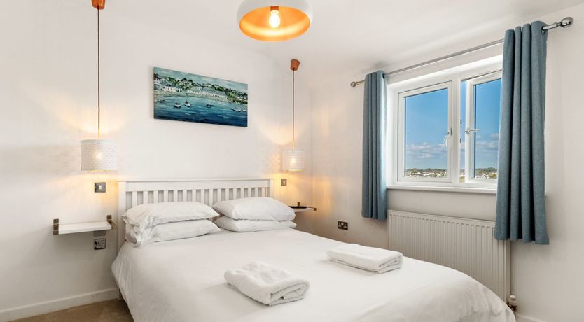 Photo of White Walian