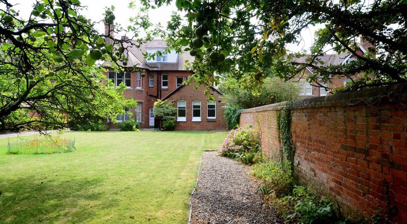 Photo of Academia Always