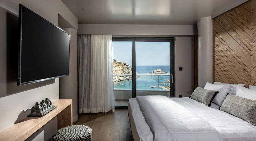 Photo of Beachfront Jewel