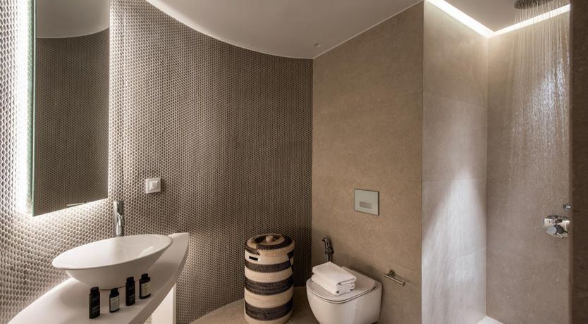 Photo of Made in Paradise