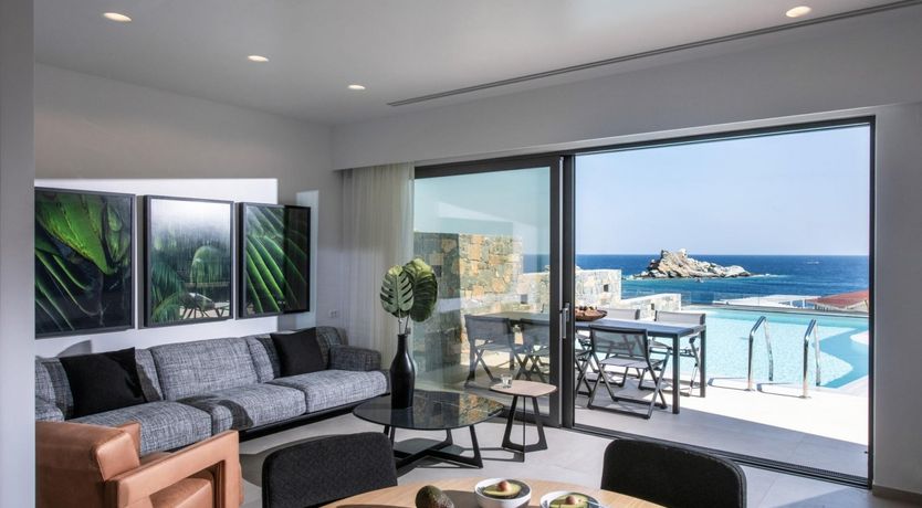 Photo of Made in Paradise