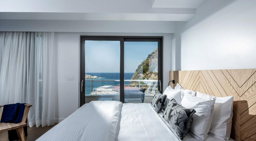 Photo of Made in Paradise