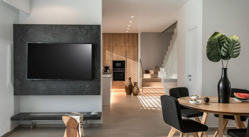 Photo of Made in Paradise