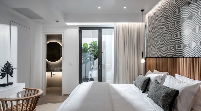 Photo of Made in Paradise