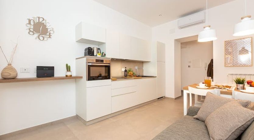 Photo of Road to the Lion's Den