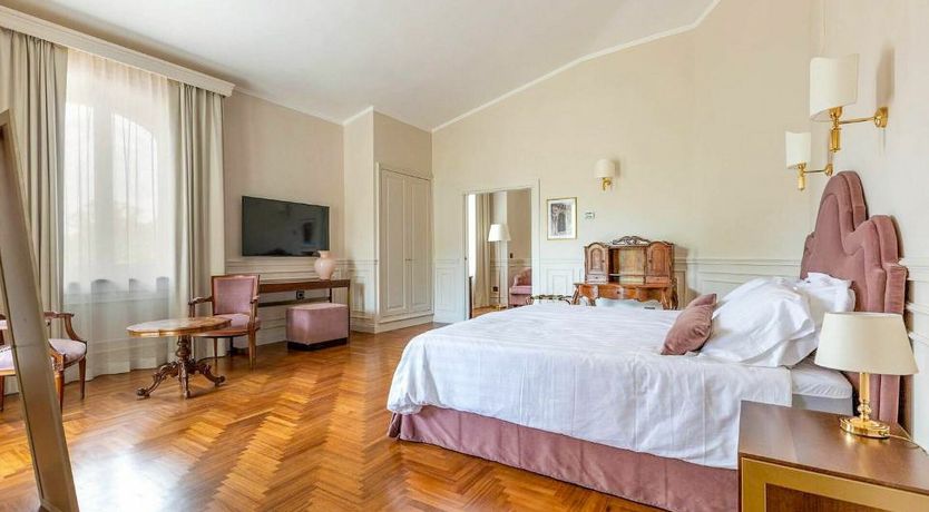 Photo of Basket Of Lemons