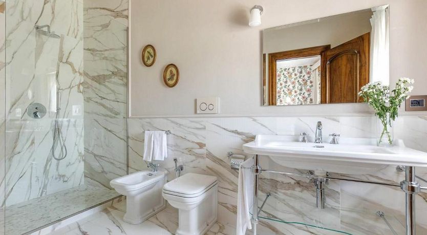 Photo of Basket Of Lemons