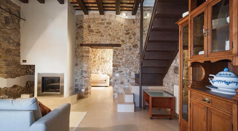 Photo of Apricot Branch