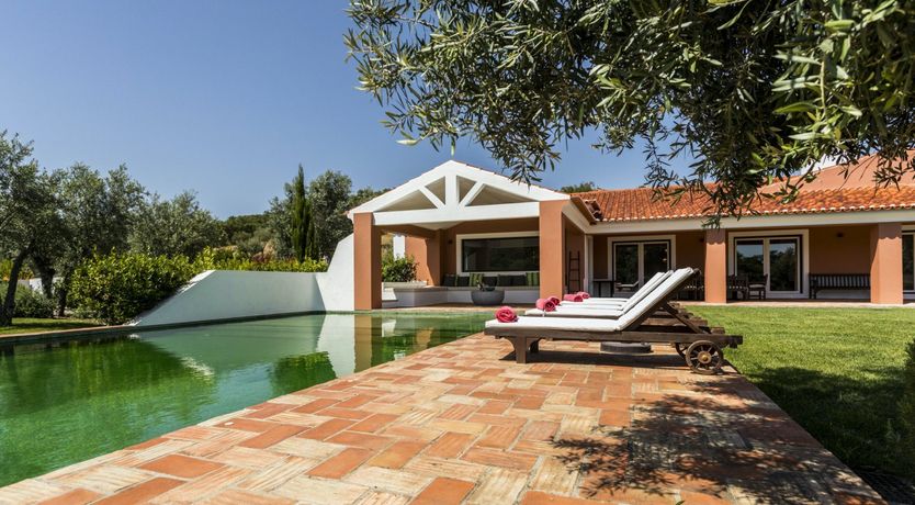 Photo of Emerald & Crimson