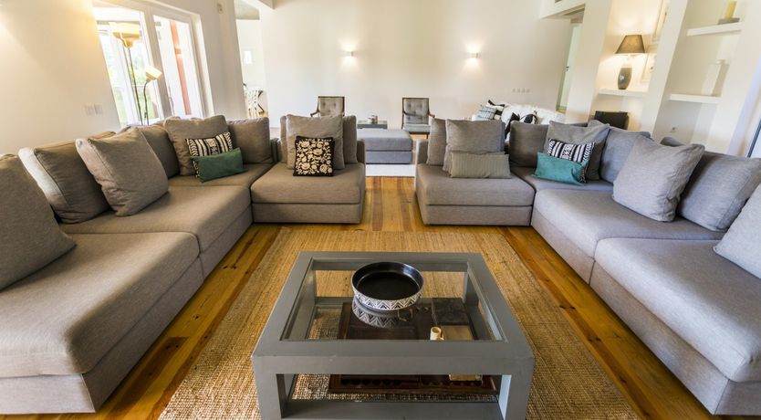 Photo of Emerald & Crimson