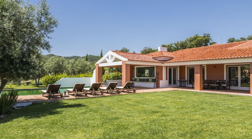 Photo of Emerald & Crimson