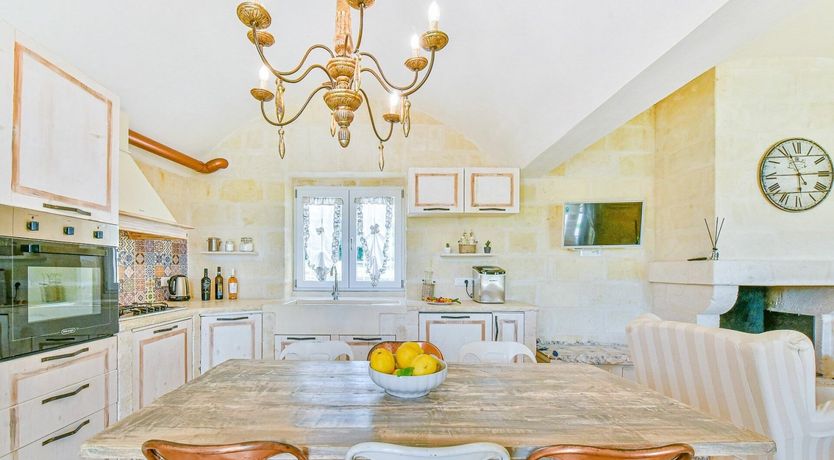 Photo of Country Olive