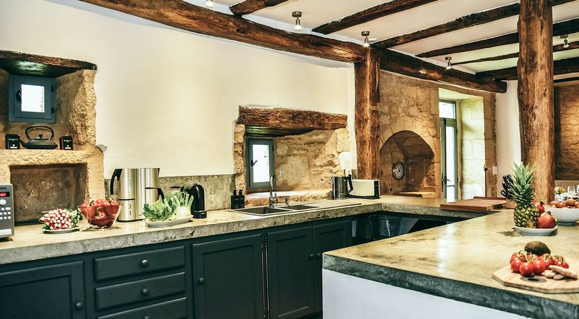 Photo of Jasmine On Stone