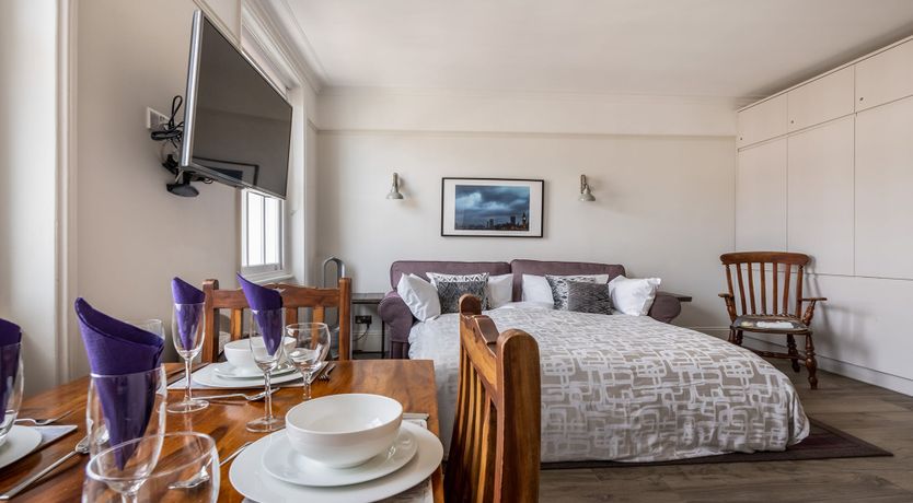 Photo of Victoria Violet