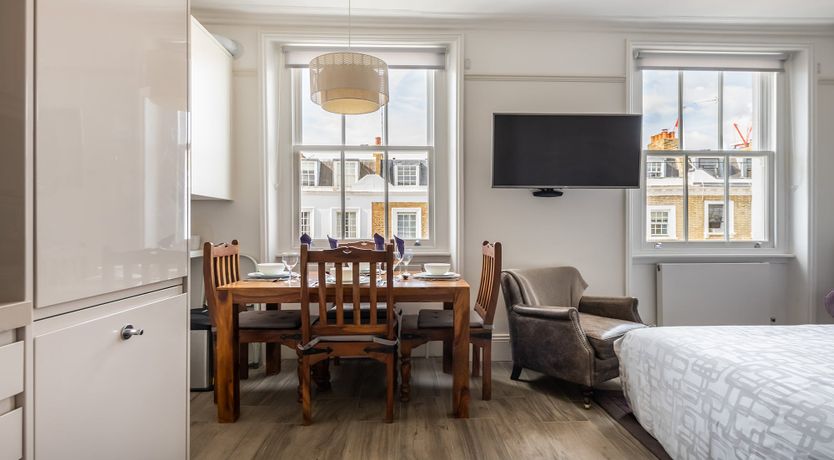 Photo of Victoria Violet