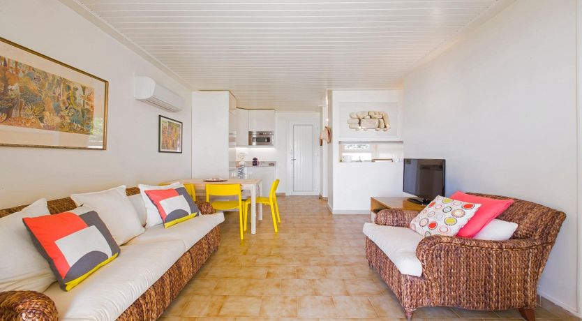 Photo of Willows & Olives