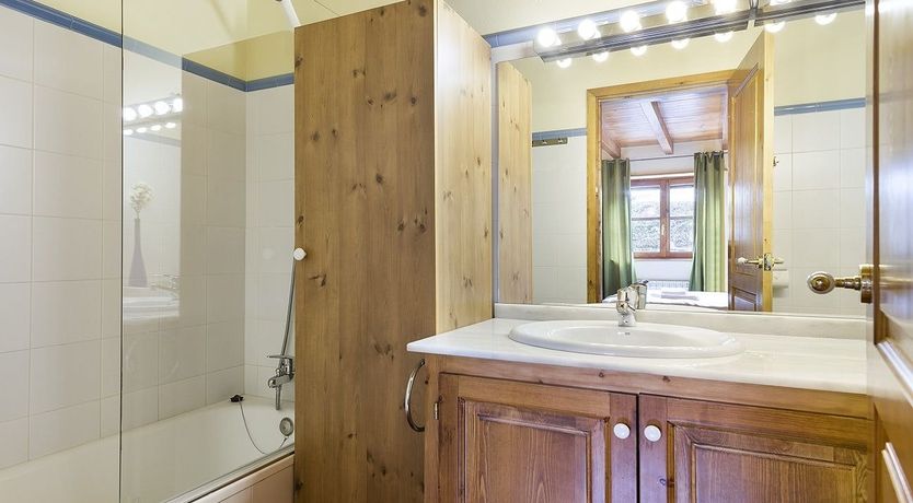 Photo of Mountain Breeze