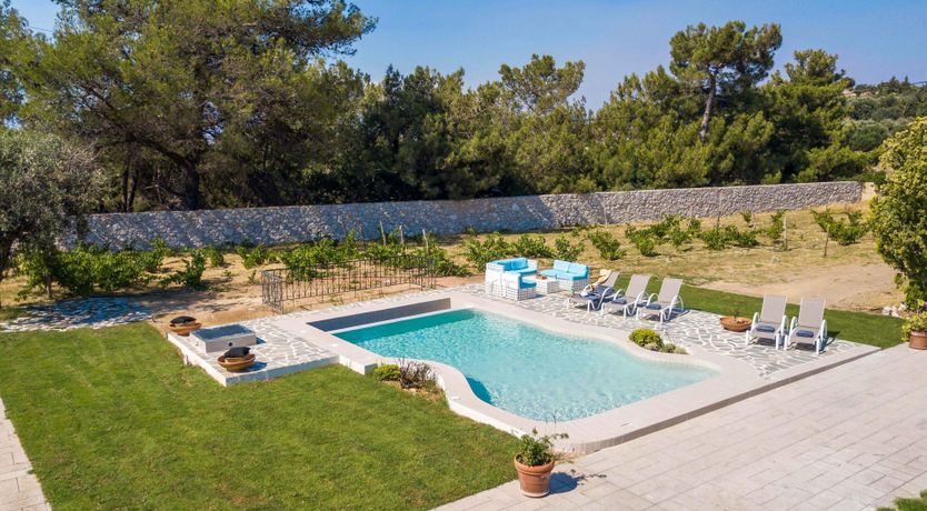 Photo of Terracotta Aegean