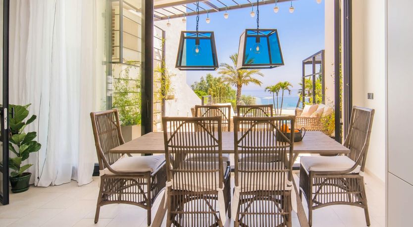 Photo of Carabeo Calm