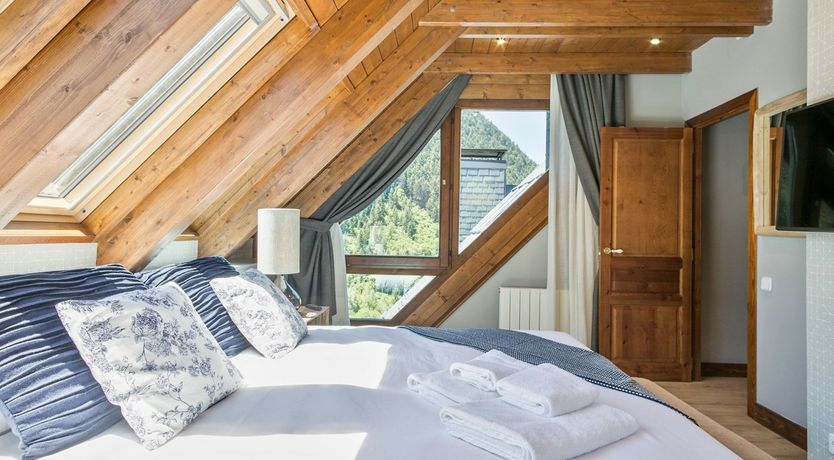 Photo of Valley Cabin