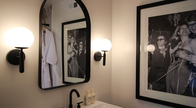 Photo of Parisian in Dallas