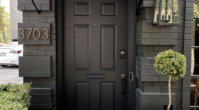 Photo of Parisian in Dallas