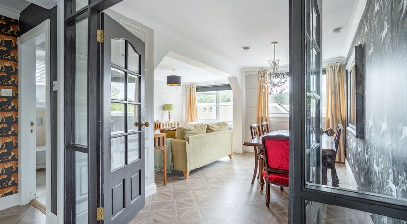 Photo of Golden Unicorn