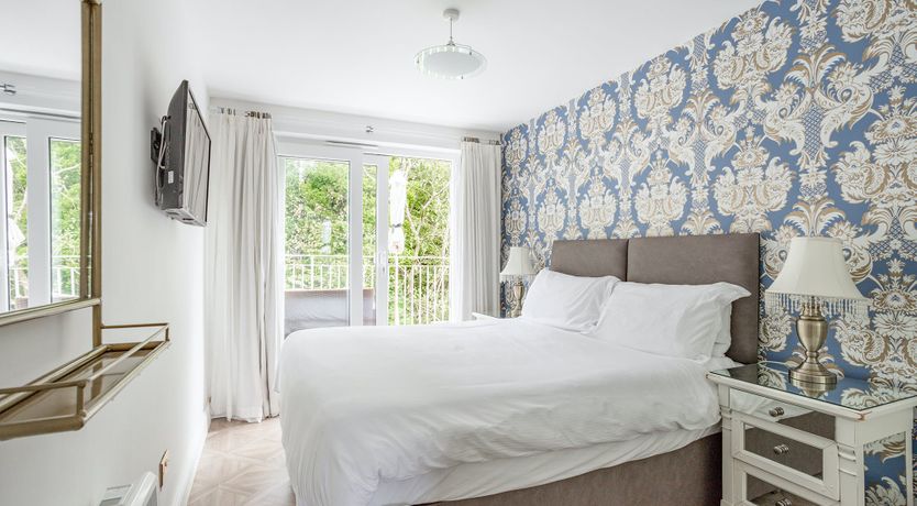 Photo of Golden Unicorn