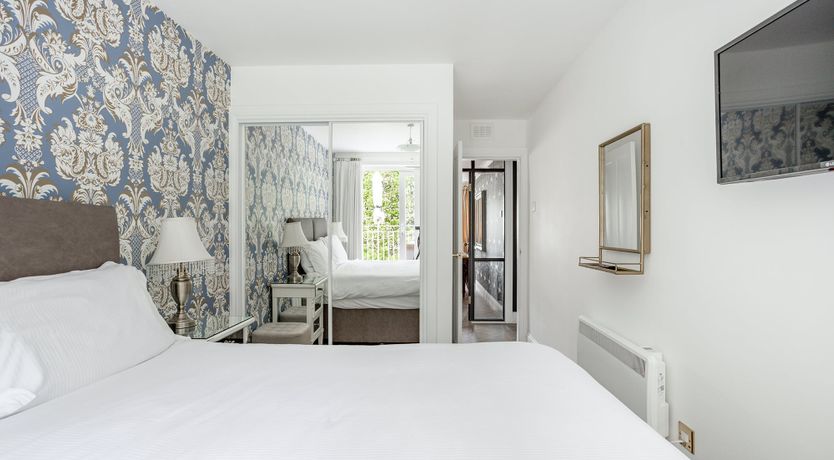 Photo of Golden Unicorn