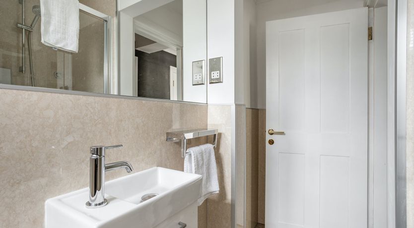 Photo of Golden Unicorn