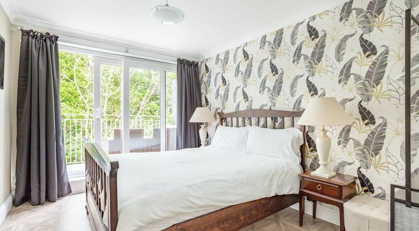 Photo of Golden Unicorn