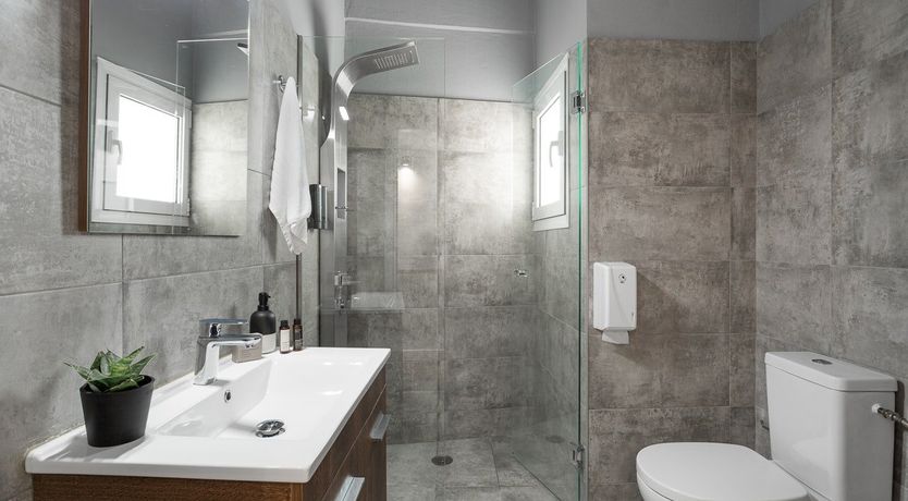 Photo of Athenian Ochre