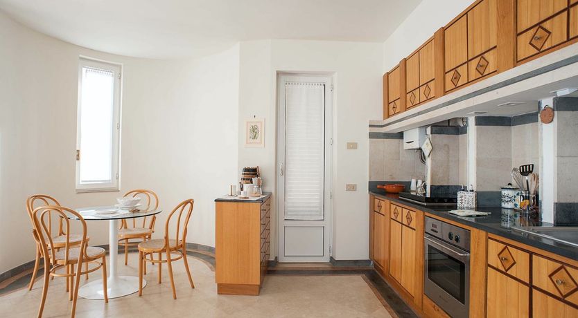 Photo of Nature's Neighbour