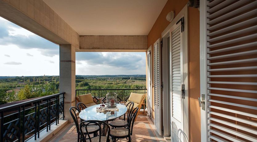 Photo of Nature's Neighbour