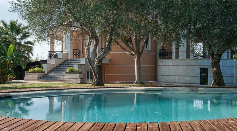 Photo of Nature's Neighbour